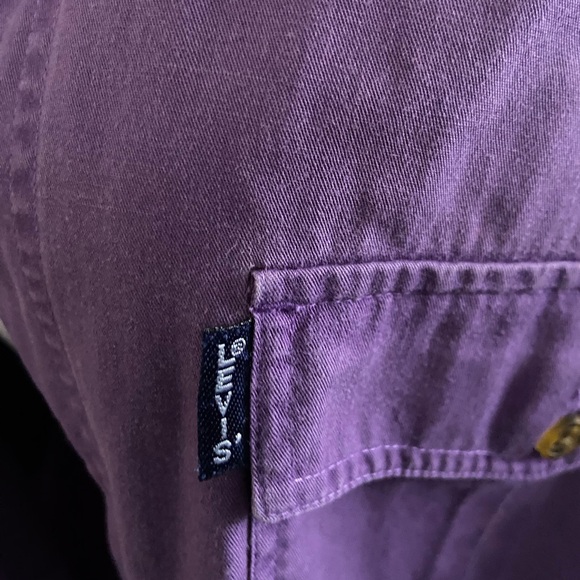 Levi’s - Picture 3 of 4